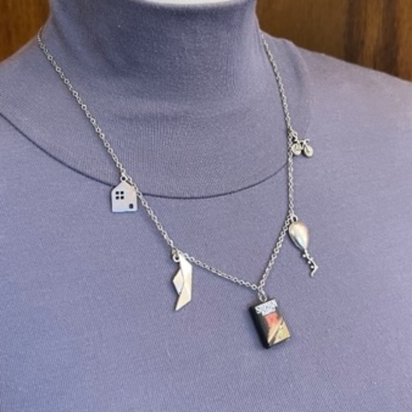 It by Stephen King Handmade Literature Necklace, Horror, Book Cover, Balloon - Picture 10 of 16